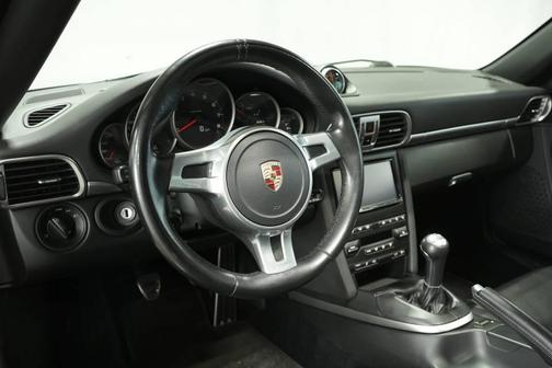 2012 Porsche 911 Carrera 4 GTS