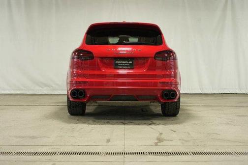 2017 Porsche Cayenne GTS