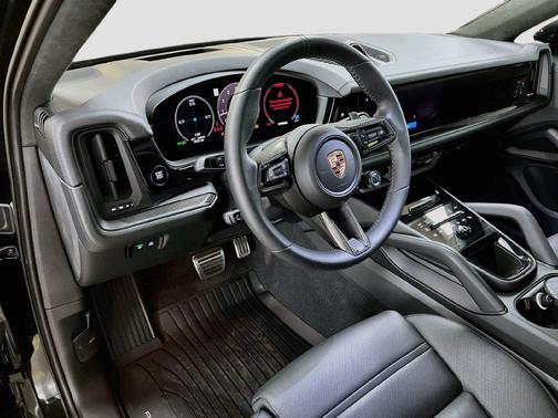 Black Metallic 2025 Porsche Cayenne GTS
