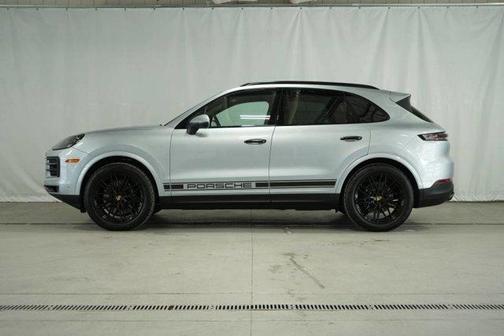 2024 Porsche Cayenne Base