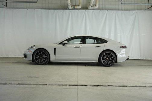 2018 Porsche Panamera 4S