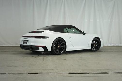 2020 Porsche 911 Carrera 4S