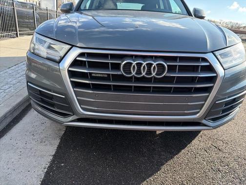 2018 Audi Q5 2.0T Tech Premium