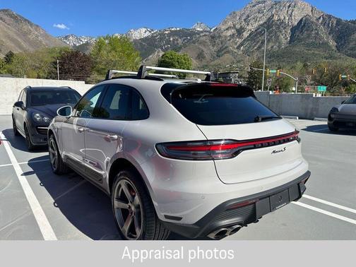 Chalk 2024 Porsche Macan S
