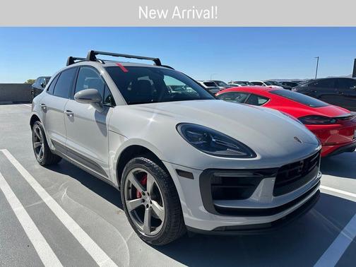 Chalk 2024 Porsche Macan S
