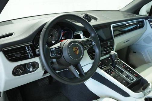 2023 Porsche Macan S