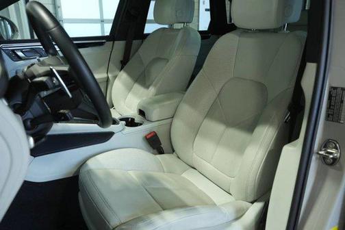 2023 Porsche Macan S