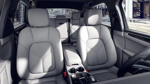 2023 Porsche Macan S