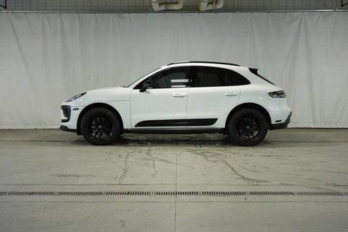 2023 Porsche Macan S