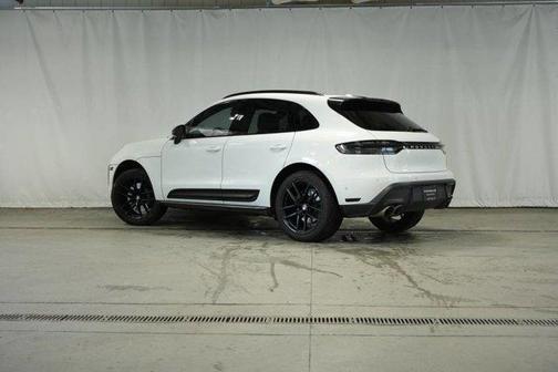 2023 Porsche Macan S