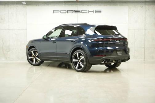 Blue Metallic 2026 Porsche Cayenne AWD