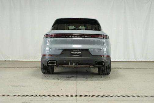 2024 Porsche Cayenne Base