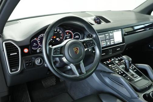 2021 Porsche Cayenne Base