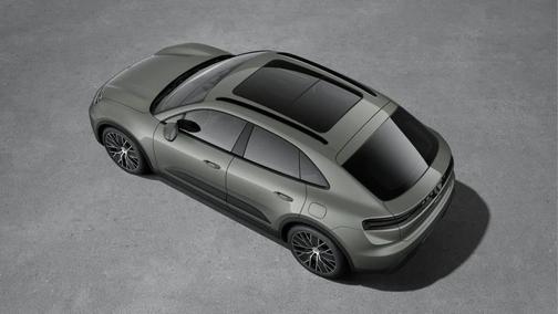 2025 Porsche Macan Base