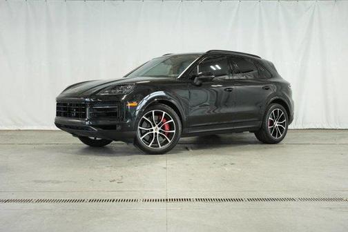 2025 Porsche Cayenne S