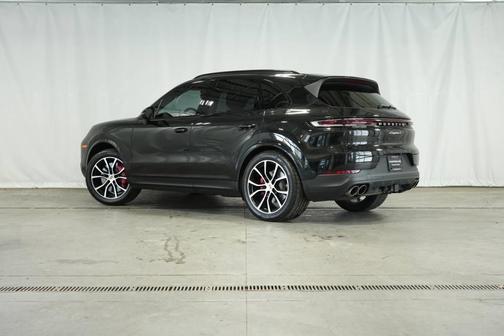 2025 Porsche Cayenne S