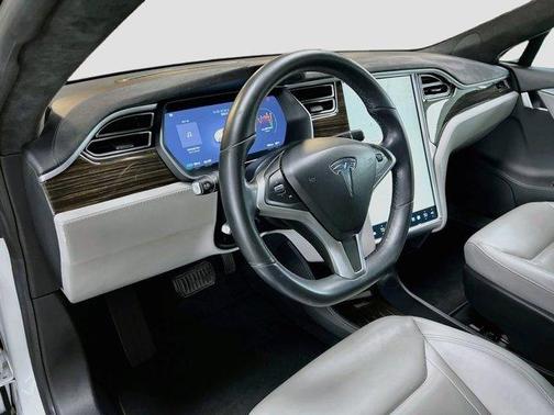 White 2015 Tesla Model S 85D