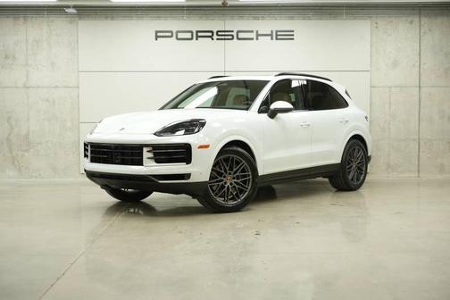 Carrara White Metallic 2026 Porsche Cayenne Base