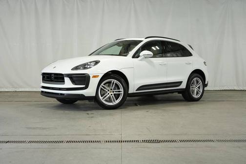 2025 Porsche Macan 