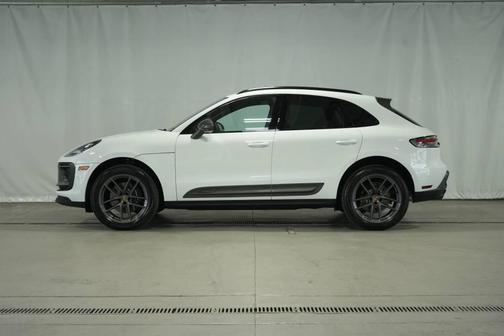 2024 Porsche Macan T