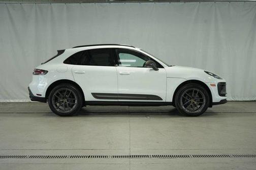 2024 Porsche Macan T