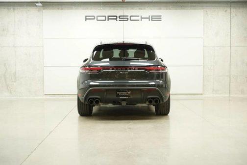 Volcano Grey Metallic 2025 Porsche Macan