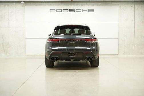 Volcano Grey Metallic 2025 Porsche Macan