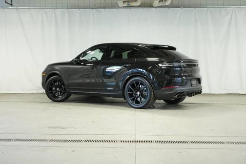 2026 Porsche Cayenne AWD