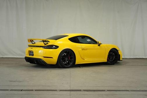 2020 Porsche 718 Cayman GT4