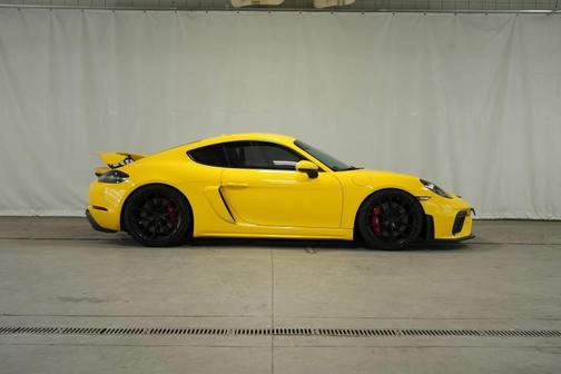 2020 Porsche 718 Cayman GT4
