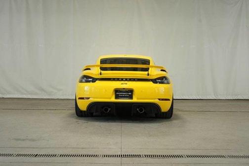 2020 Porsche 718 Cayman GT4