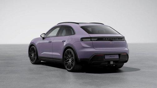 2025 Porsche Macan Base