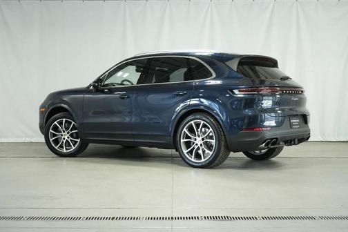 2024 Porsche Cayenne Base