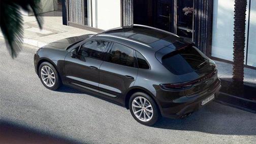 2025 Porsche Macan 