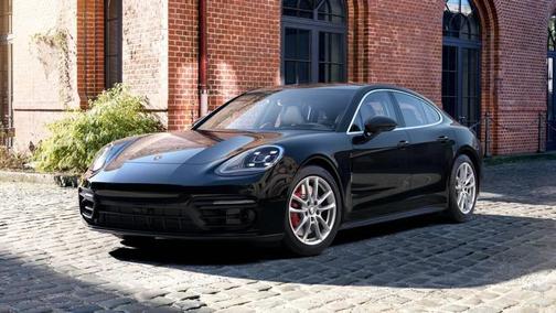 2022 Porsche Panamera 4S