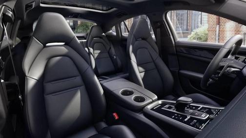 2022 Porsche Panamera 4S