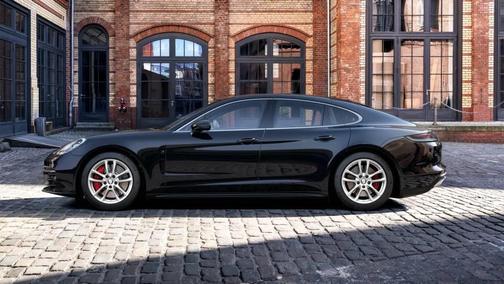 2022 Porsche Panamera 4S