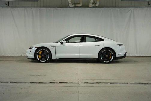 2020 Porsche Taycan Turbo S