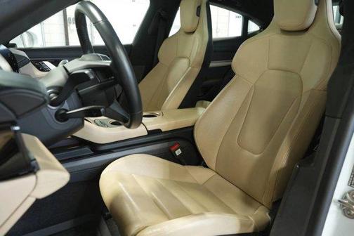 2020 Porsche Taycan Turbo S