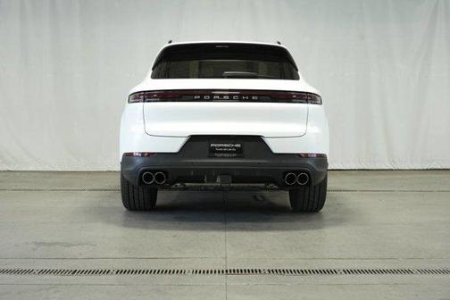 2025 Porsche Cayenne S