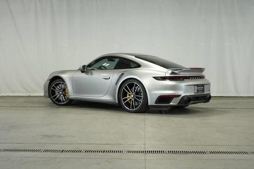 2022 Porsche 911 Turbo S