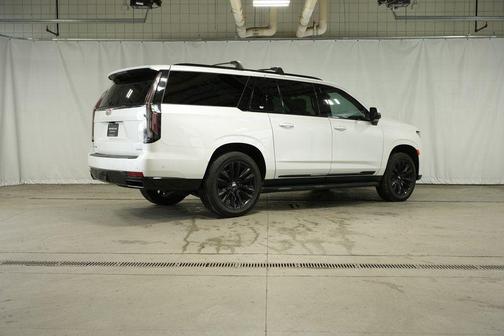 2022 Cadillac Escalade ESV Sport