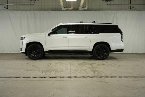 2022 Cadillac Escalade ESV Sport