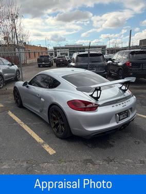 2016 Porsche Cayman GT4