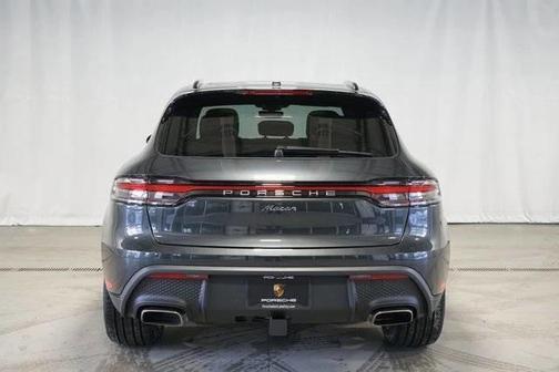 2024 Porsche Macan 