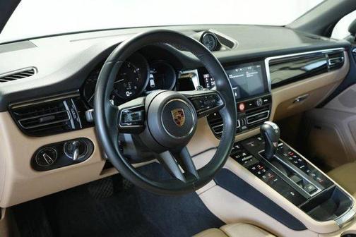 2024 Porsche Macan 