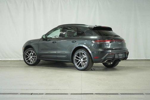 2024 Porsche Macan 