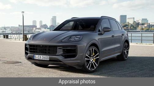 2025 Porsche Cayenne GTS