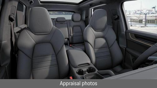 2025 Porsche Cayenne GTS