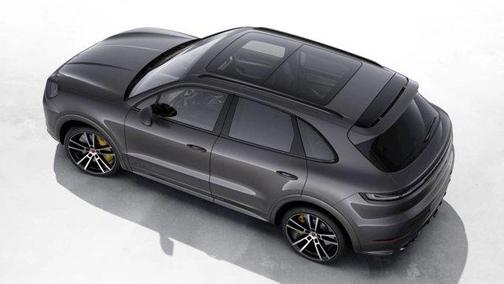 2025 Porsche Cayenne GTS